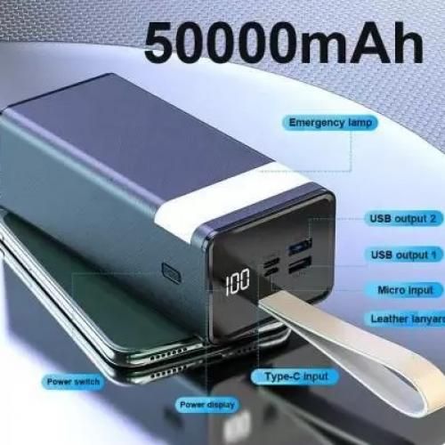 Power Bank 50 000 mAh – Charge Rapide, 4 Ports USB et Écran LED
