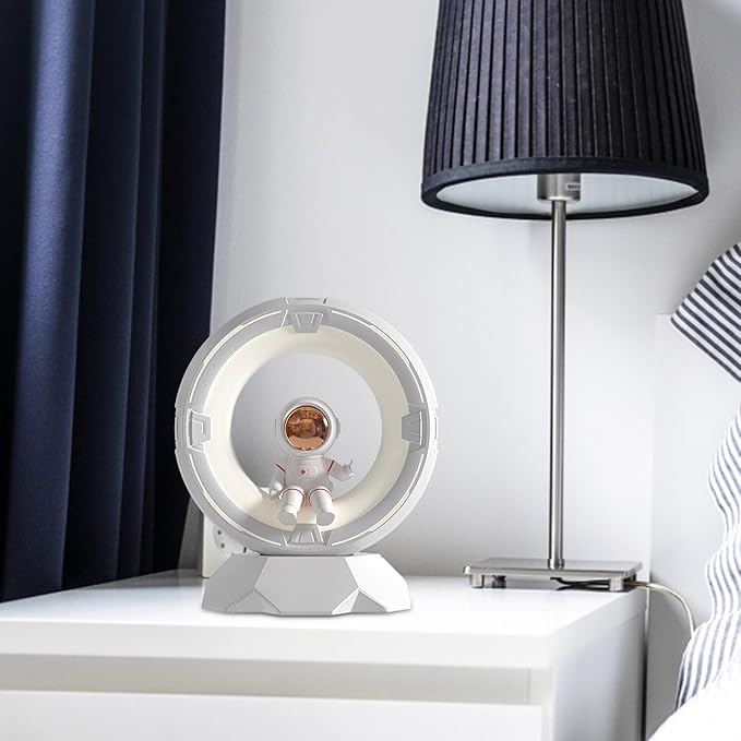Astronaute - Veilleuse LED Nomade 3 Couleurs, Design Spatial, USB et Rechargeable
